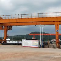 花都區雙主梁門式起重機廠家訂做