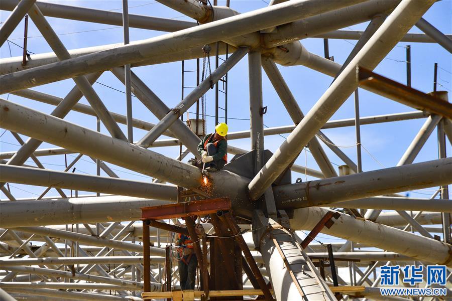 (圖文互動)(4)西藏拉薩貢嘎國際機場新建T3航站樓鋼結(jié)構(gòu)封頂