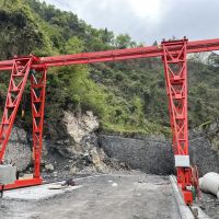 湖北省宜昌市龍門吊，行吊，門式起重機