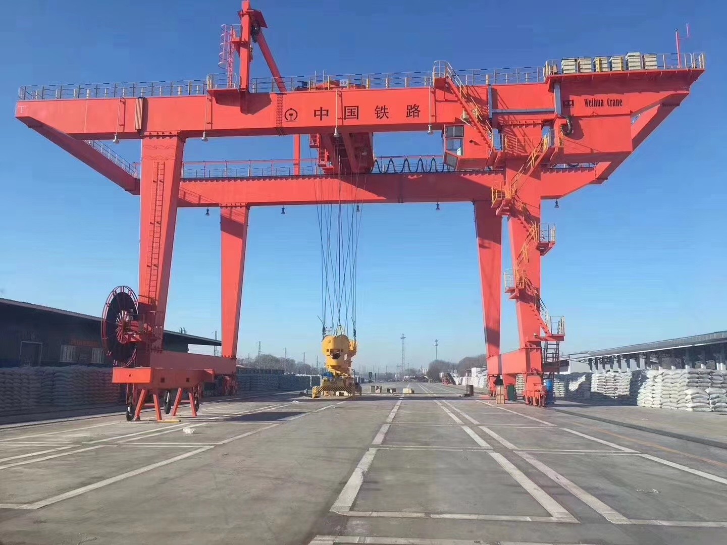 云南丘北縣地鐵門機安裝取證