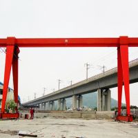 西安碼頭吊門式起重機