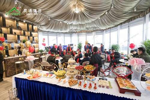 靈通篷房為河南商丘售樓處搭建綠色臨時售樓中心 靈通篷房為河南商丘售樓處搭建綠色臨時售樓中心